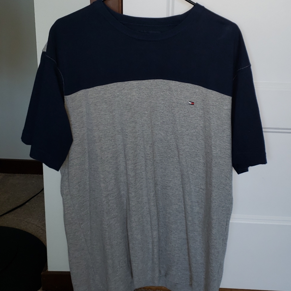 Men's Tommy Hilfiger tshirt